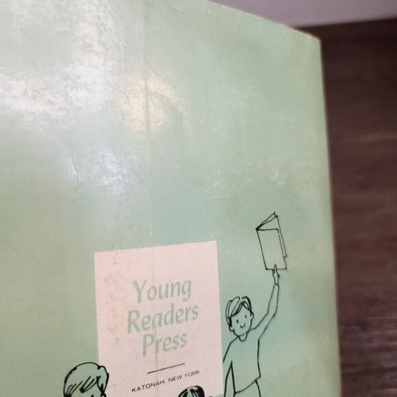 Vintage 1960s Mystery of the Hard Luck House by Teri Martin Paperback Book - Picture 5 of 12